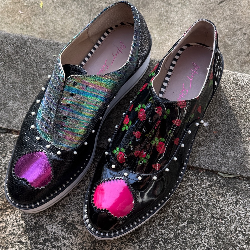 One on a kind cool shoes .Multicolor Embroidered Loafers